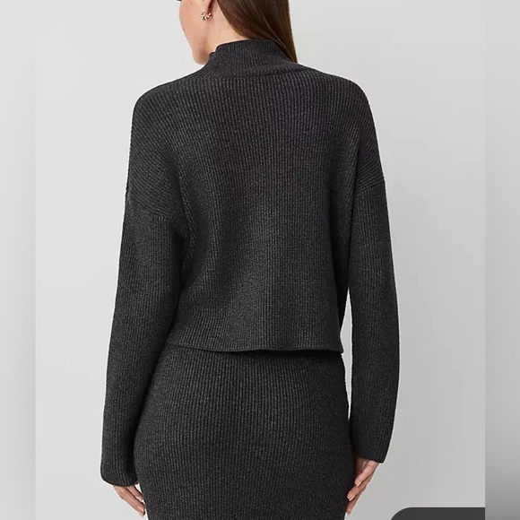 Ann Taylor Women’s Ribbed Knit Mock Neck Sweater - Size XXL - Picture 3 of 10